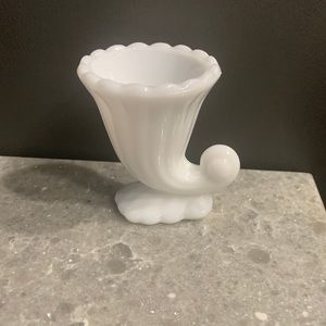 Cornucopia toothpick holder